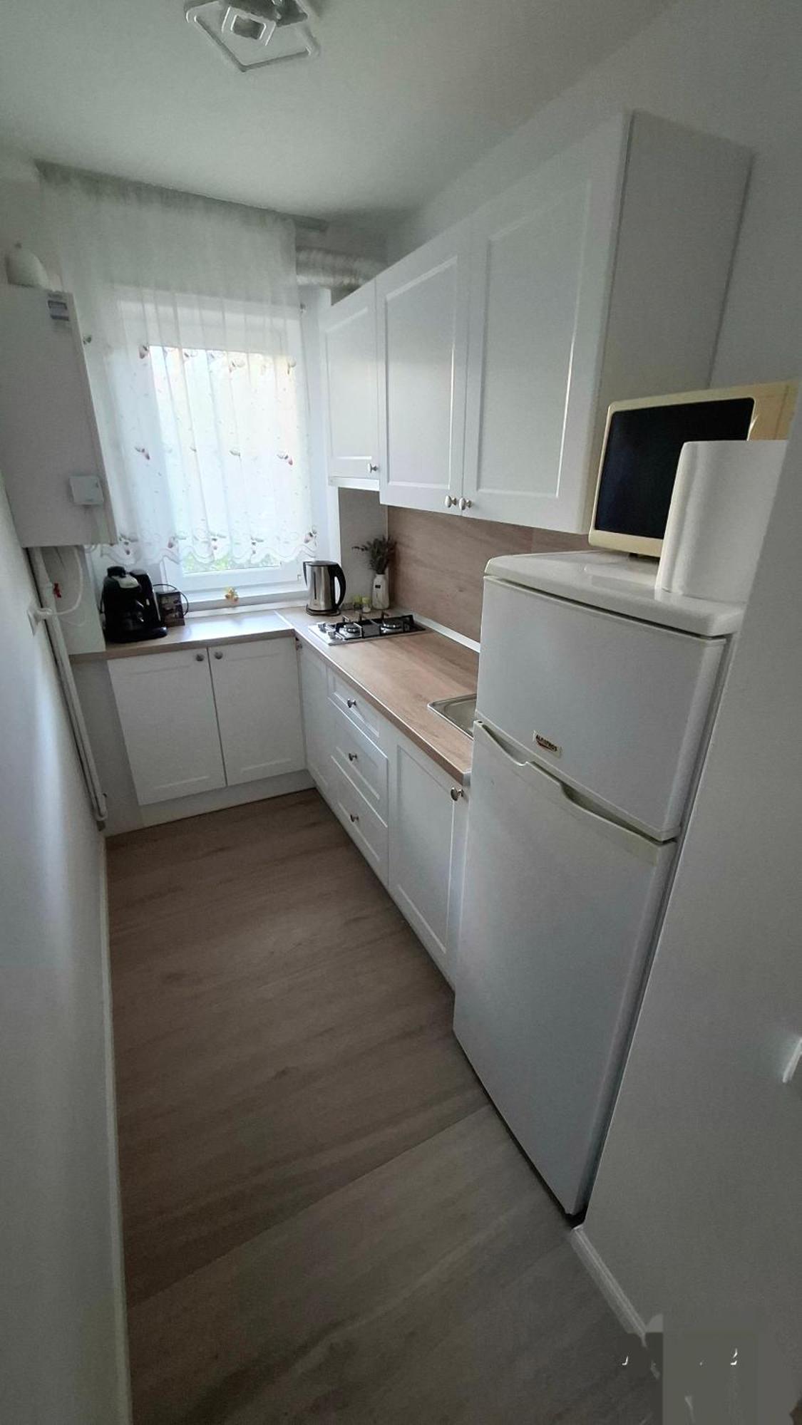 Alice Apartment Arad Bagian luar foto
